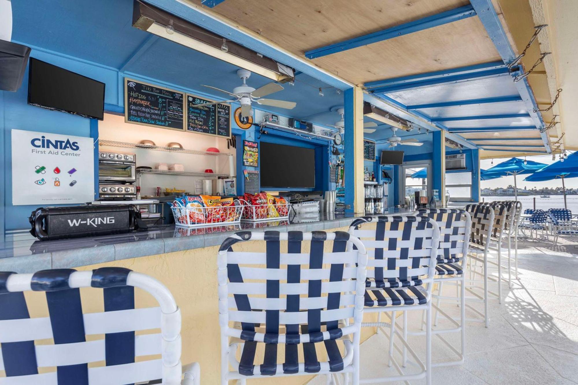 Hilton Vacation Club Charter Club Naples Bay Hotel Luaran gambar