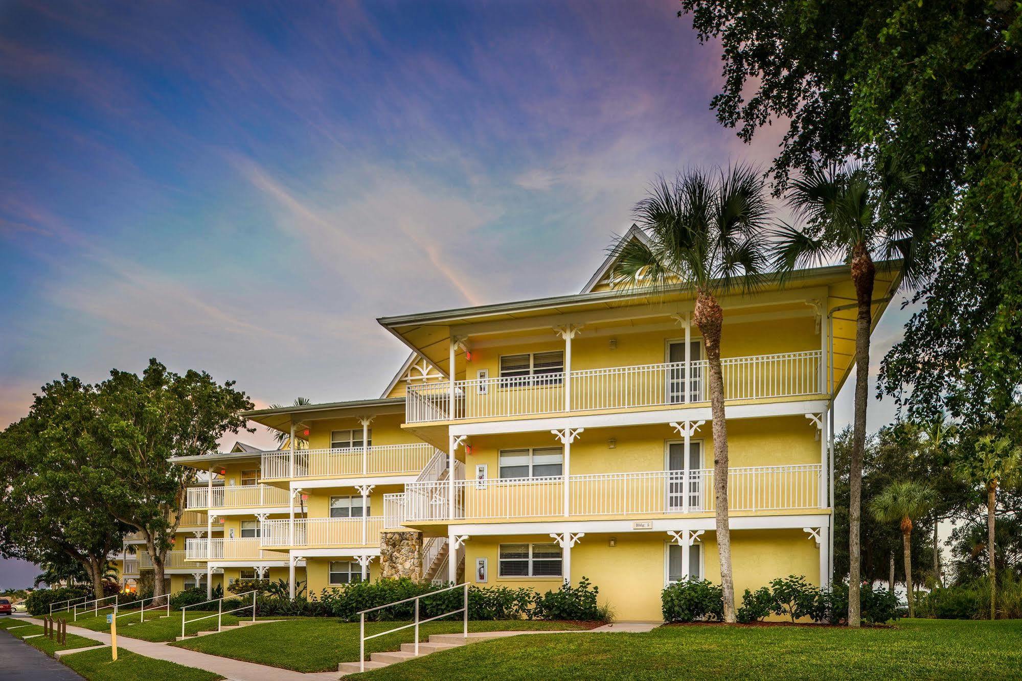 Hilton Vacation Club Charter Club Naples Bay Hotel Luaran gambar